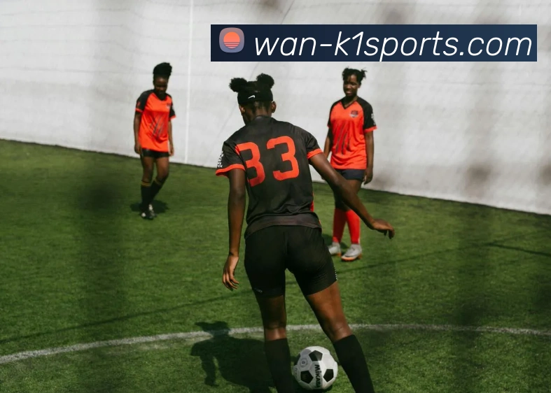 篮球竞技与文化的交融：从技术演变到全球化发展的深度探讨